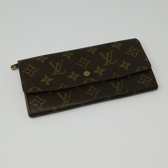 Louis Vuitton Handbags - SOLD eB Sarah Wallet Monogram